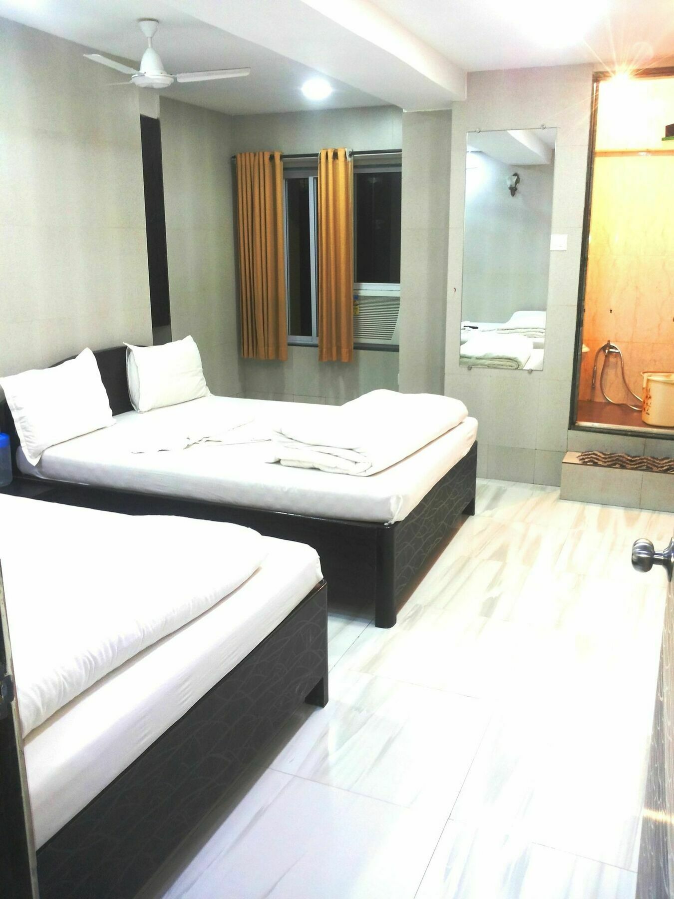 Hotel Holiday Inn มุมไบ ภายนอก รูปภาพ